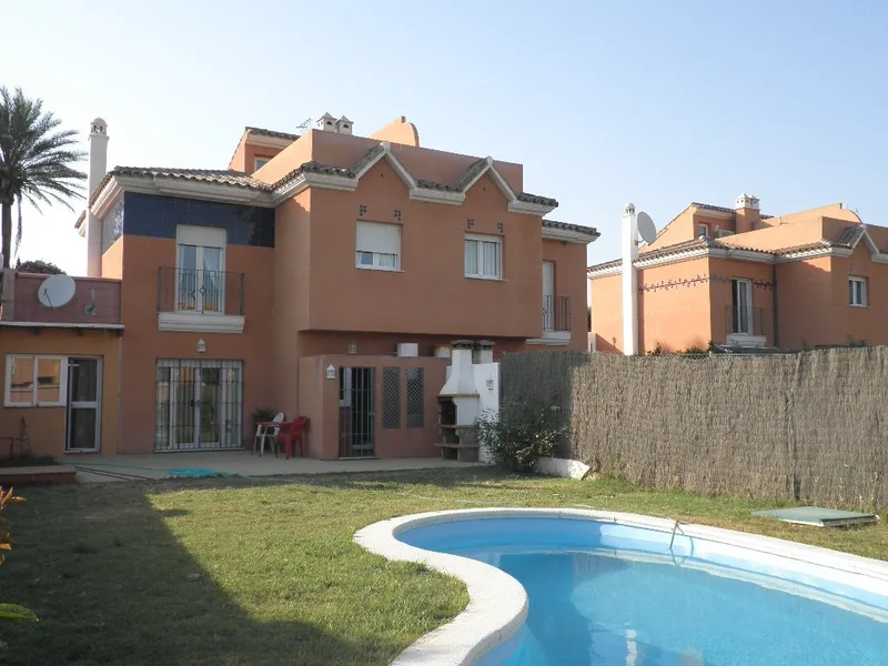 Semi-Detached House in Estepona