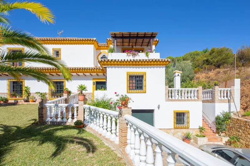 Detached Villa in Elviria