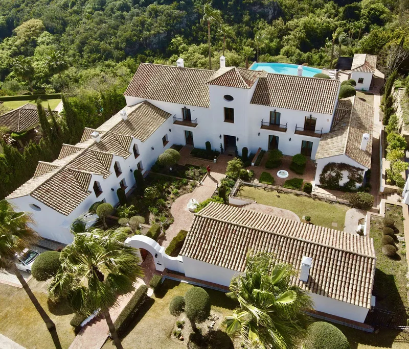 Fritliggende villa · Sotogrande Alto