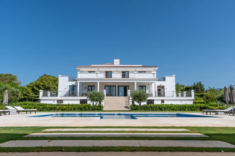 Fritliggende villa · Guadalmina Alta