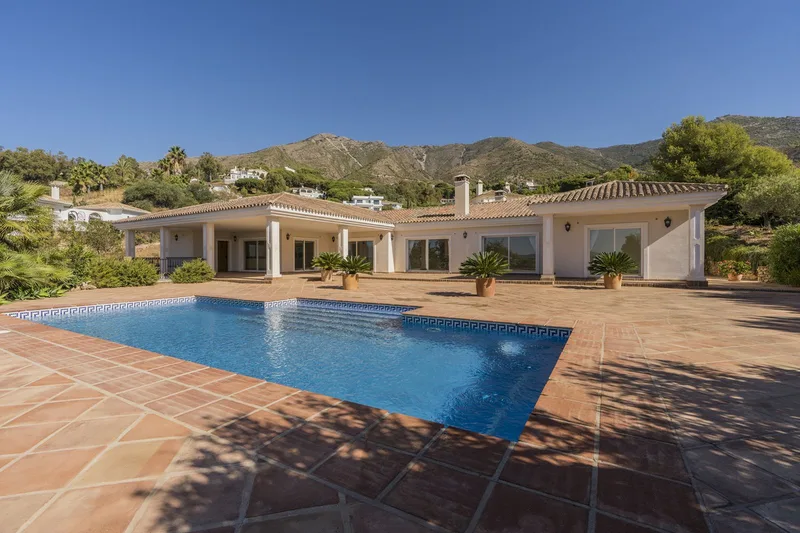 Detached Villa in Valtocado