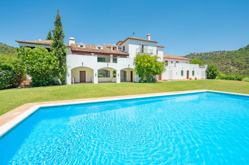 Vrijstaande villa · Estepona