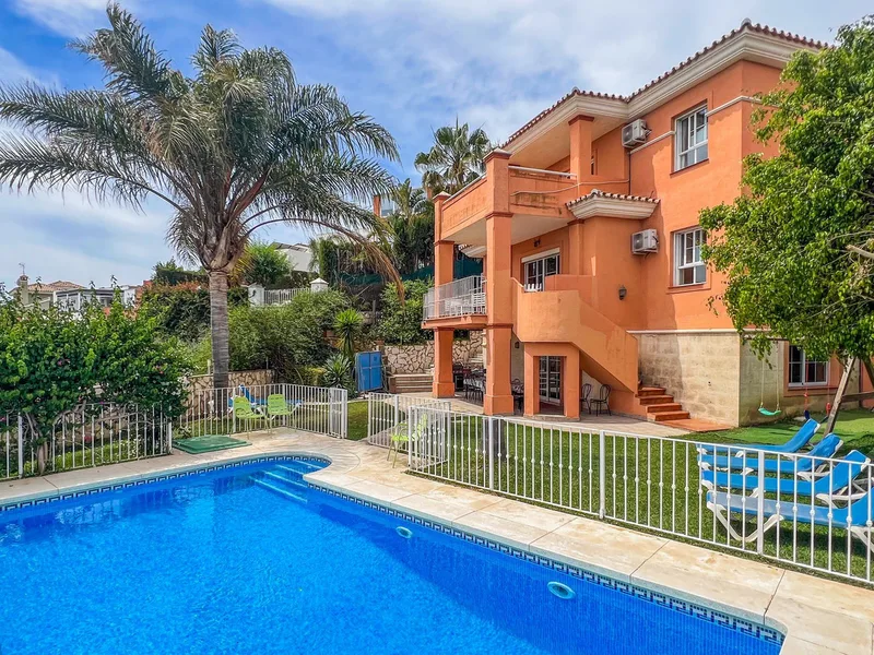 Detached Villa in Cerros del Aguila