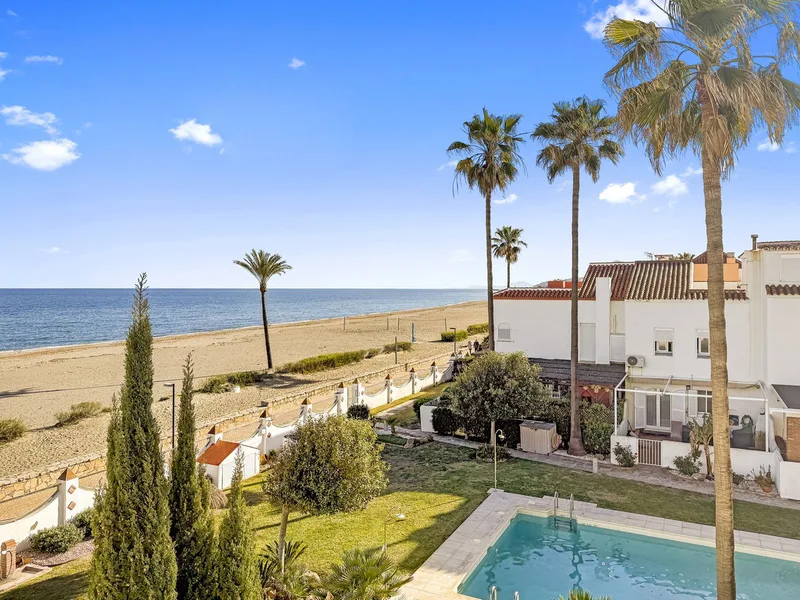 Townhouse in Casares