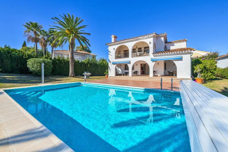Detached Villa in Atalaya