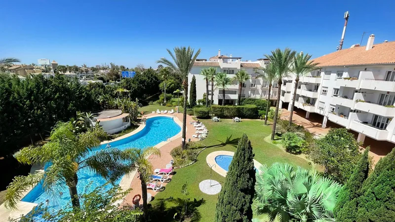 Penthouse Duplex in Nueva Andalucía