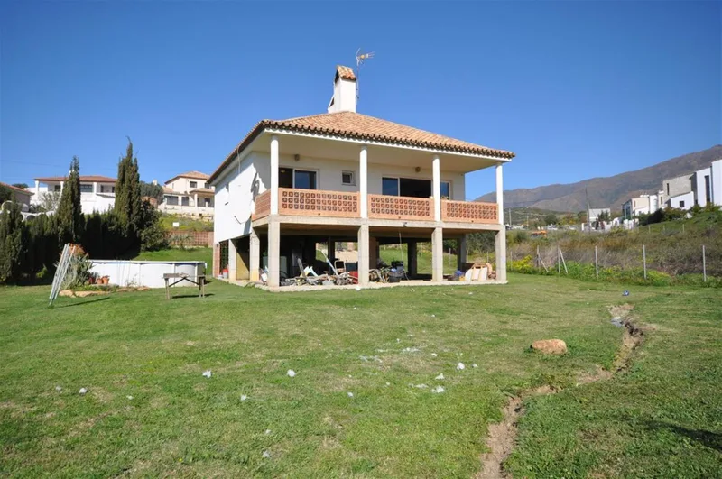Detached Villa in Estepona