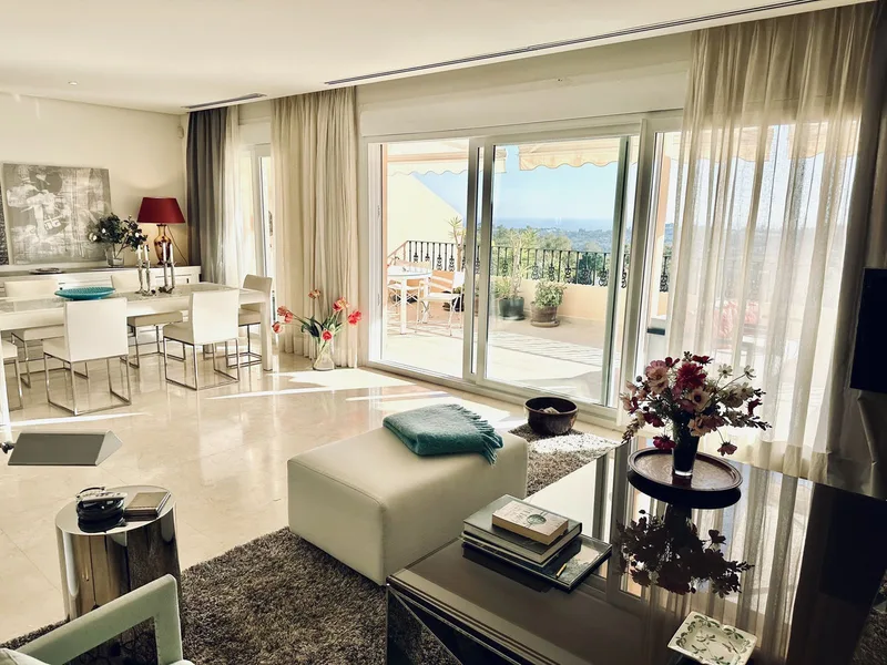 Penthouse Duplex in Nueva Andalucía
