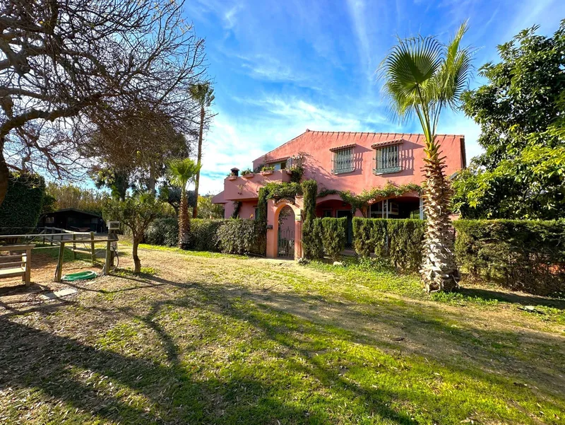 Finca - Cortijo in Estepona
