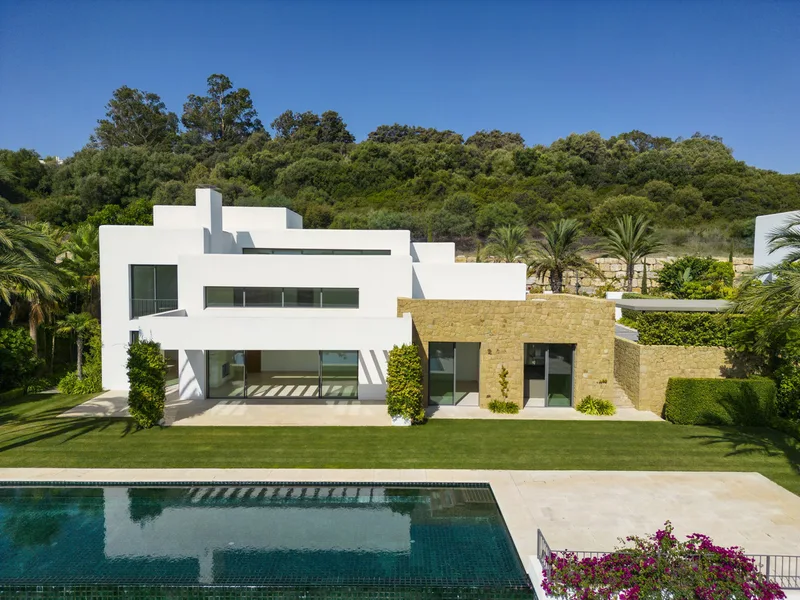 Villa independente · Casares
