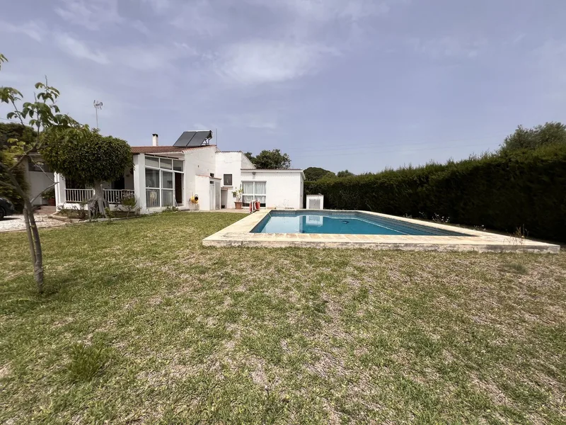 Detached Villa in Selwo