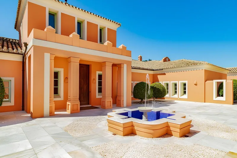 Fritliggende villa · Sotogrande Alto