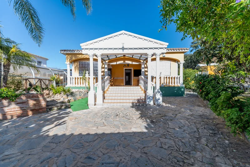 Detached Villa in Las Chapas
