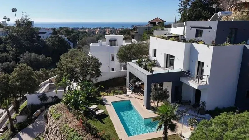 Freistehende Villa · Elviria
