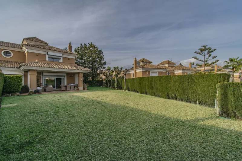 Semi-Detached House in Santa Clara