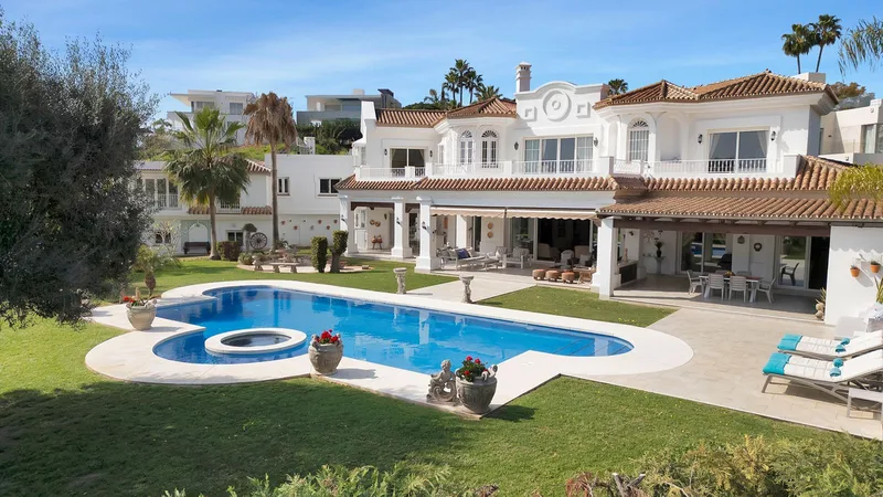 Villa individuelle · Nueva Andalucía