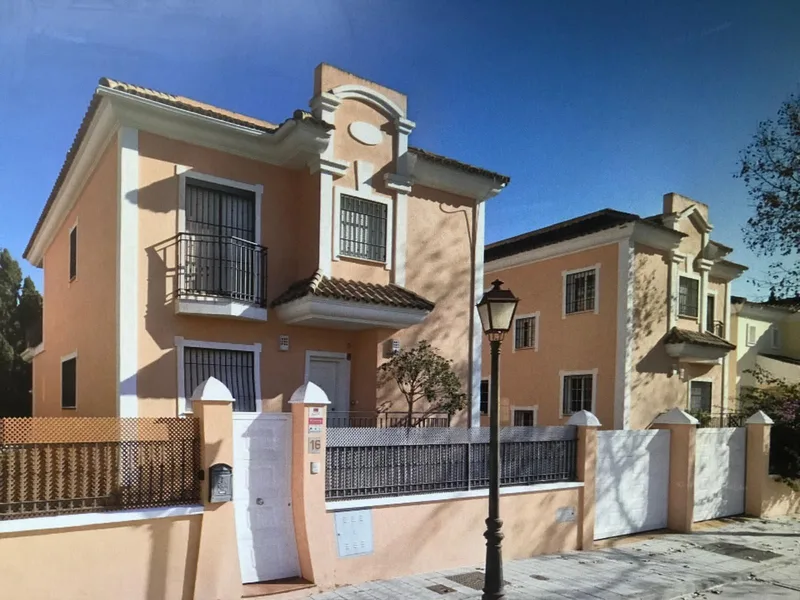 Detached Villa in Elviria