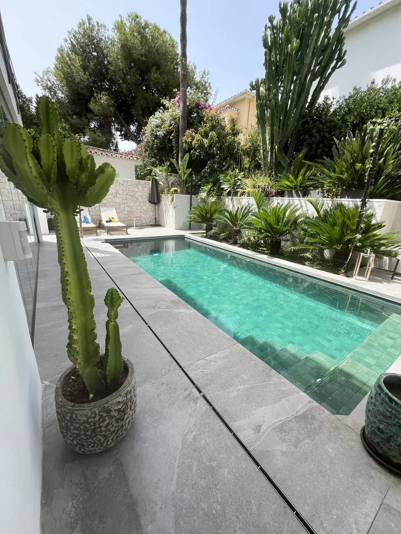 Detached Villa in Nueva Andalucía