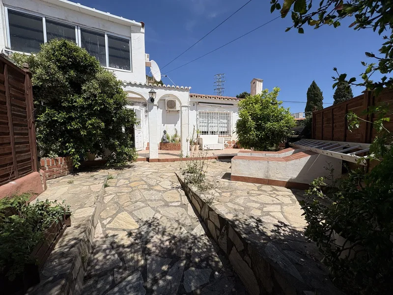 Semi-Detached House in Torreblanca