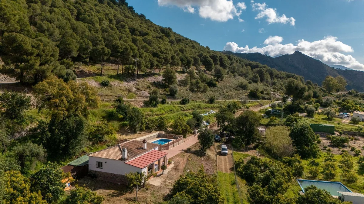 Finca · Cortijo in Coín