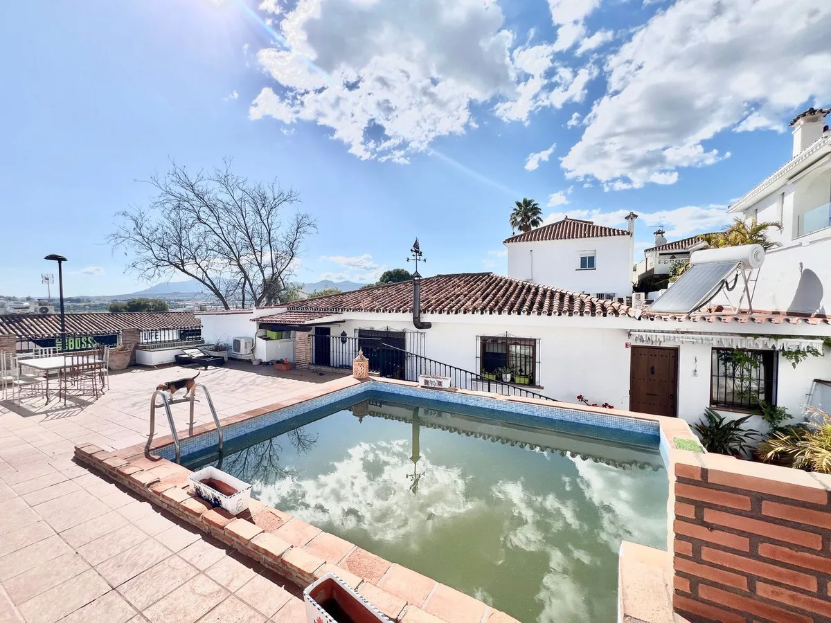 Villa independiente in Nueva Andalucía