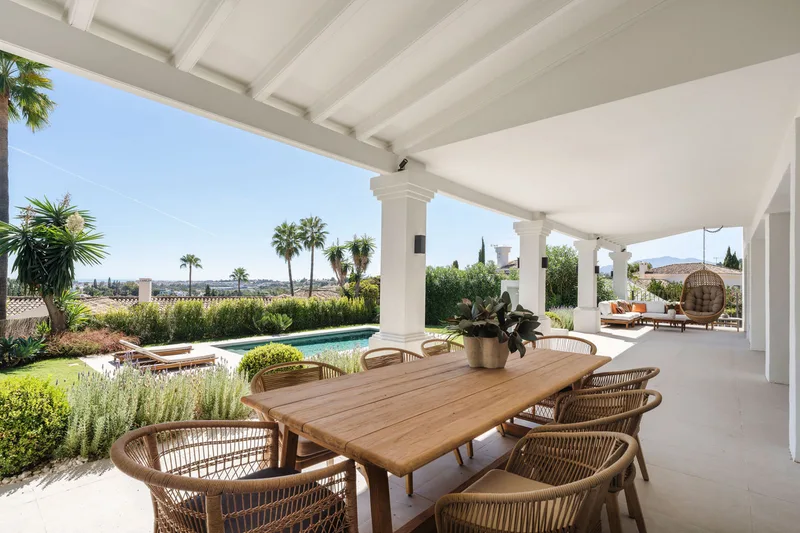 Frittliggende villa · Nueva Andalucía