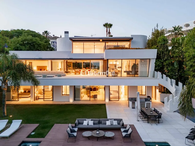 Frittliggende villa · La Quinta