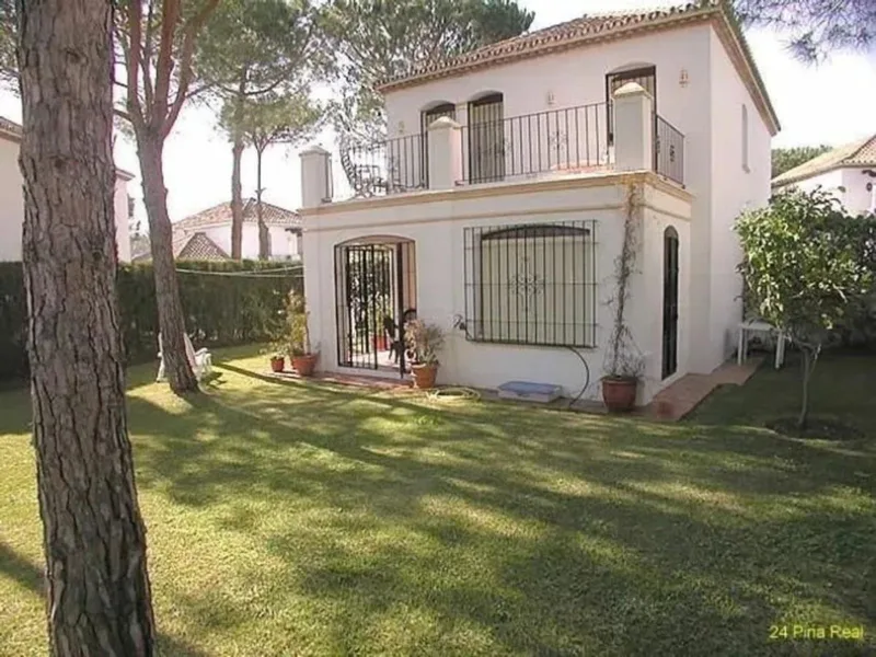Detached Villa in Estepona