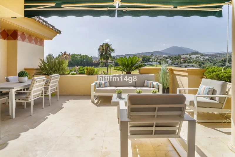 Penthouse Duplex in Nueva Andalucía