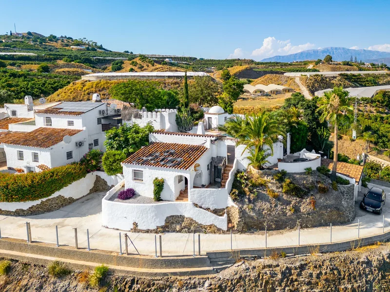 Finca - Cortijo in Almayate