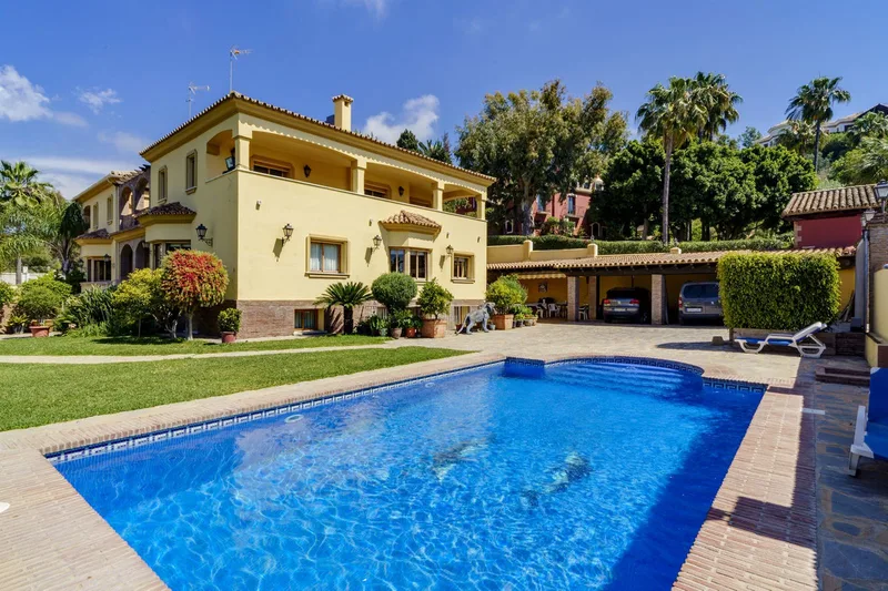 Frittliggende villa · La Quinta