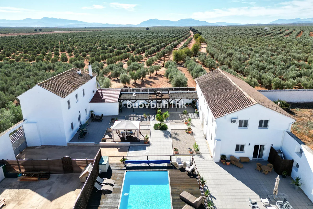 Villa independiente in Antequera