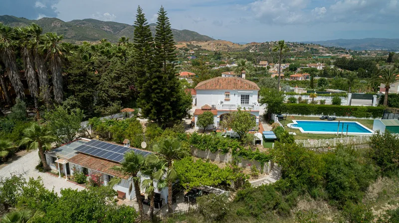 Finca - Cortijo in Alhaurín de la Torre