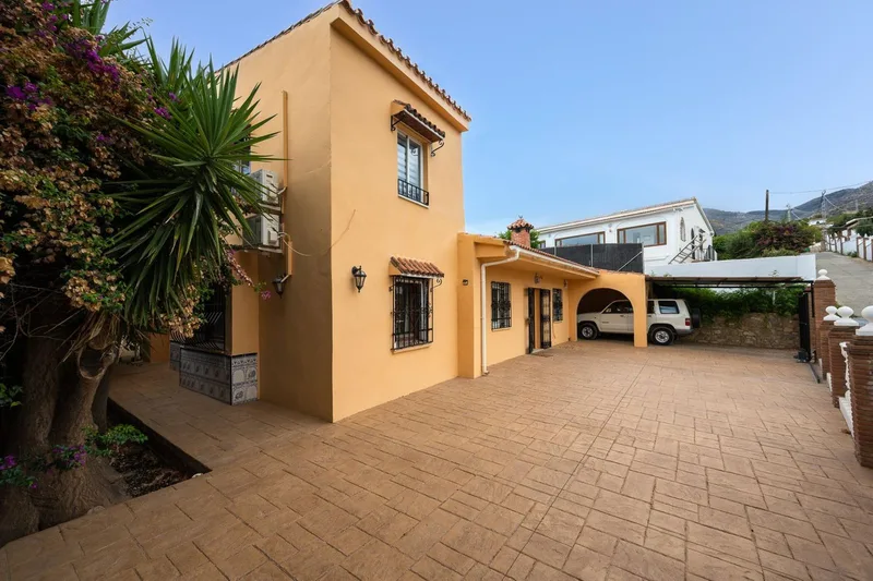 Detached Villa in Alhaurín el Grande