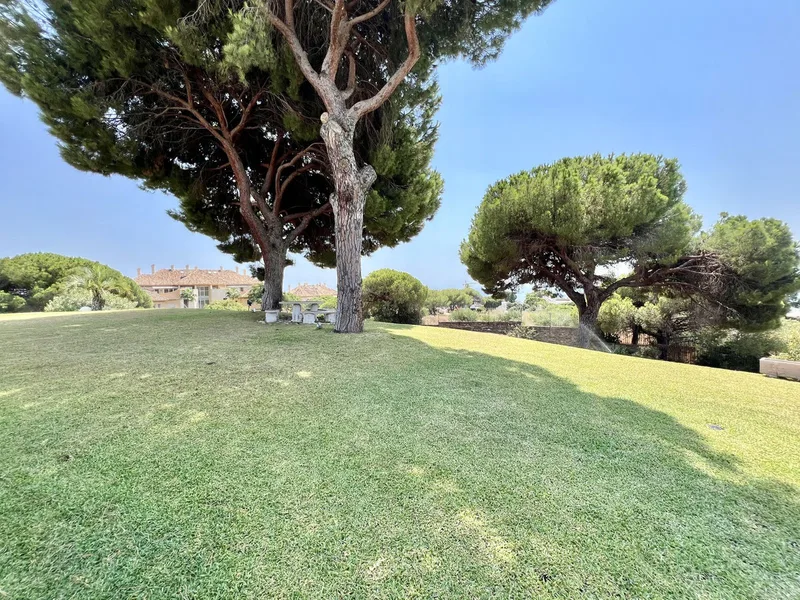 Vrijstaande villa · Elviria