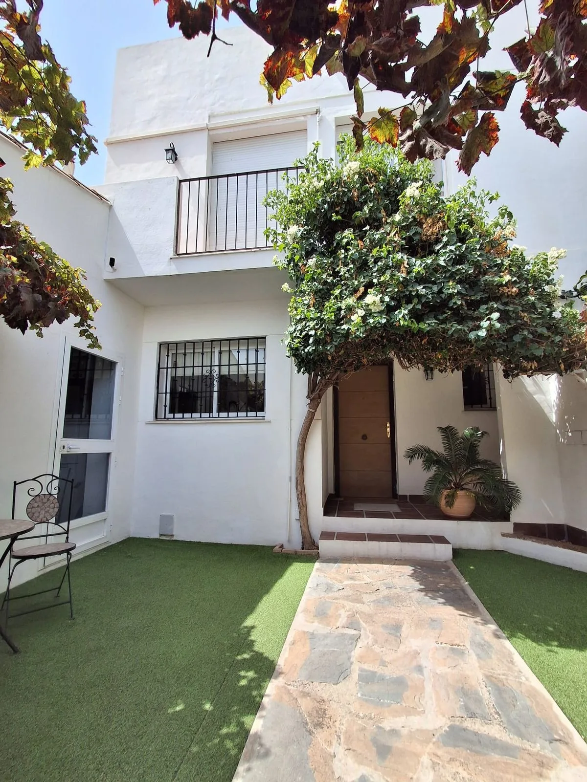 Semi-Detached House in Nueva Andalucía