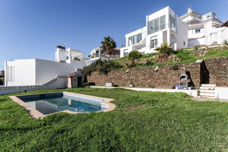 Detached Villa in El Faro