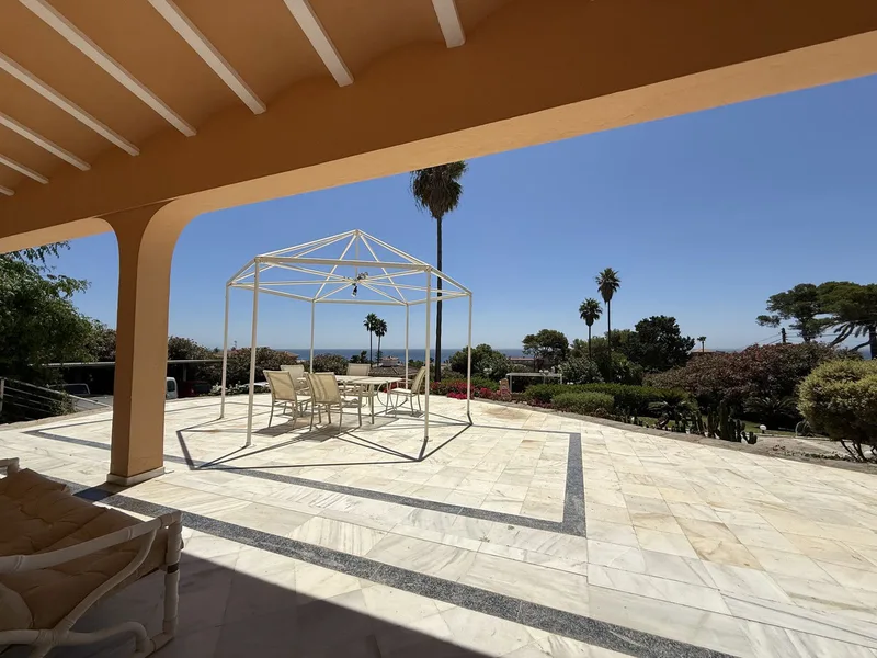 Freistehende Villa · Estepona