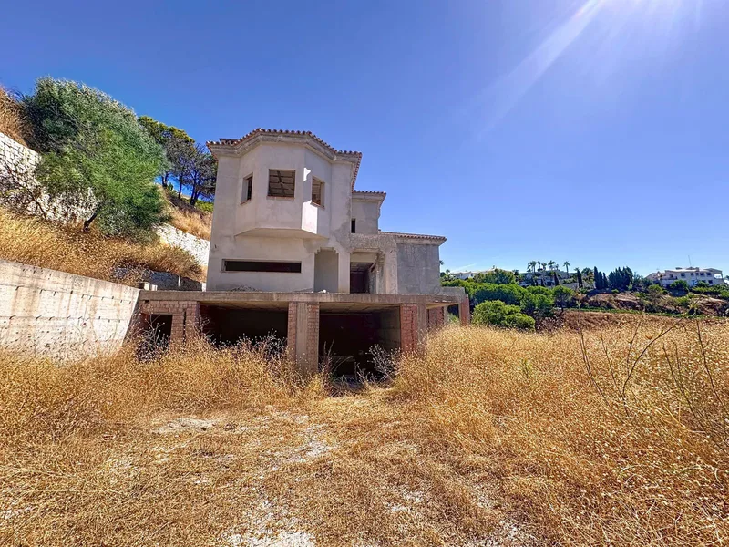 Detached Villa in Valtocado
