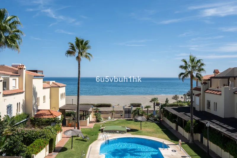 Townhouse in Casares