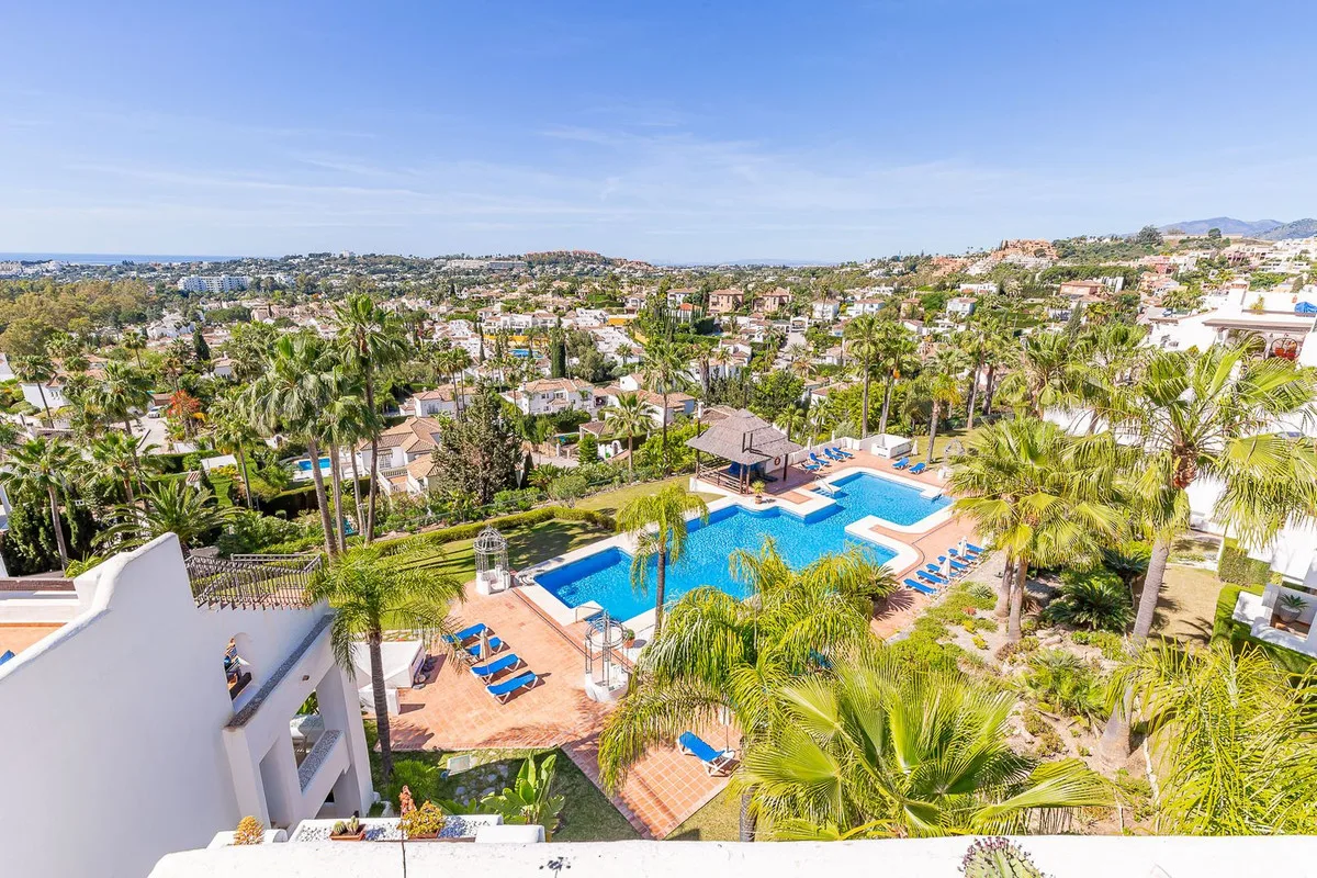 Ático dúplex in Nueva Andalucía