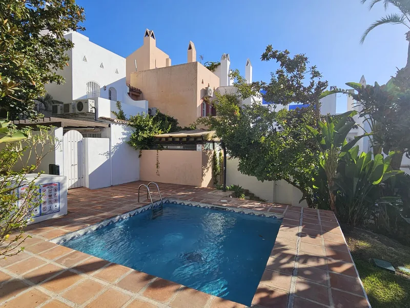 Townhouse in Nueva Andalucía