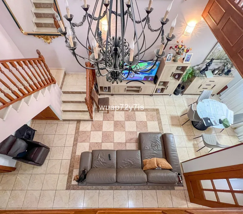 Semi-Detached House in Estepona