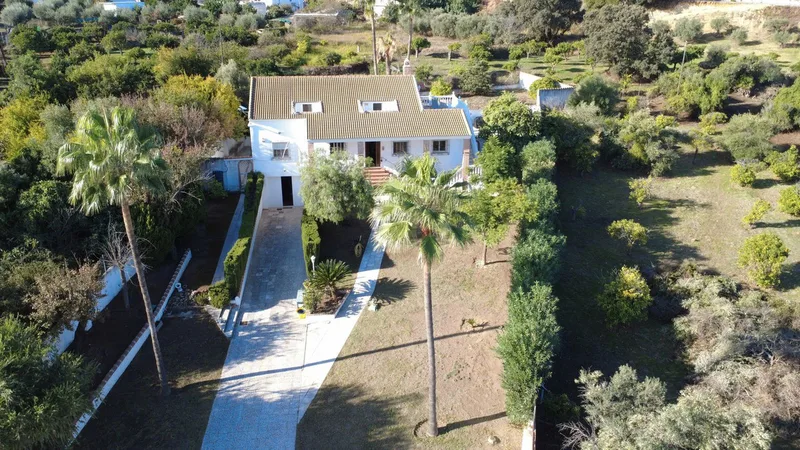 Finca - Cortijo in Alhaurín de la Torre