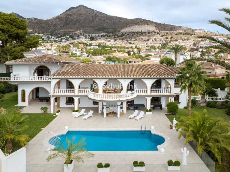 Detached Villa in Arroyo de la Miel