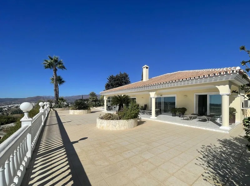 Fritliggende villa · Sierrezuela