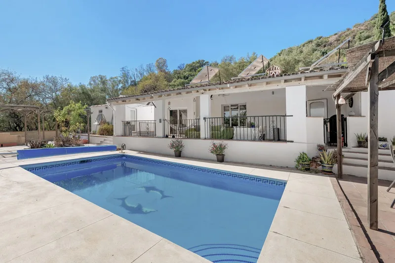 Finca - Cortijo in Estepona