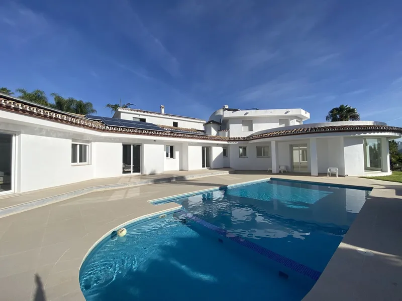 Freistehende Villa · El Paraiso