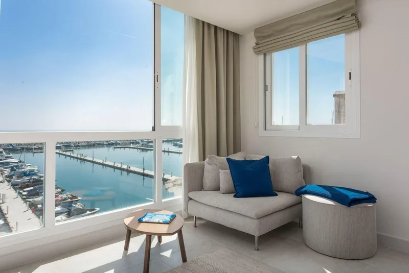 Top Floor Apartment in Puerto Banús