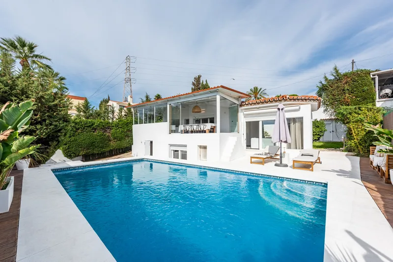 Detached Villa in Nueva Andalucía